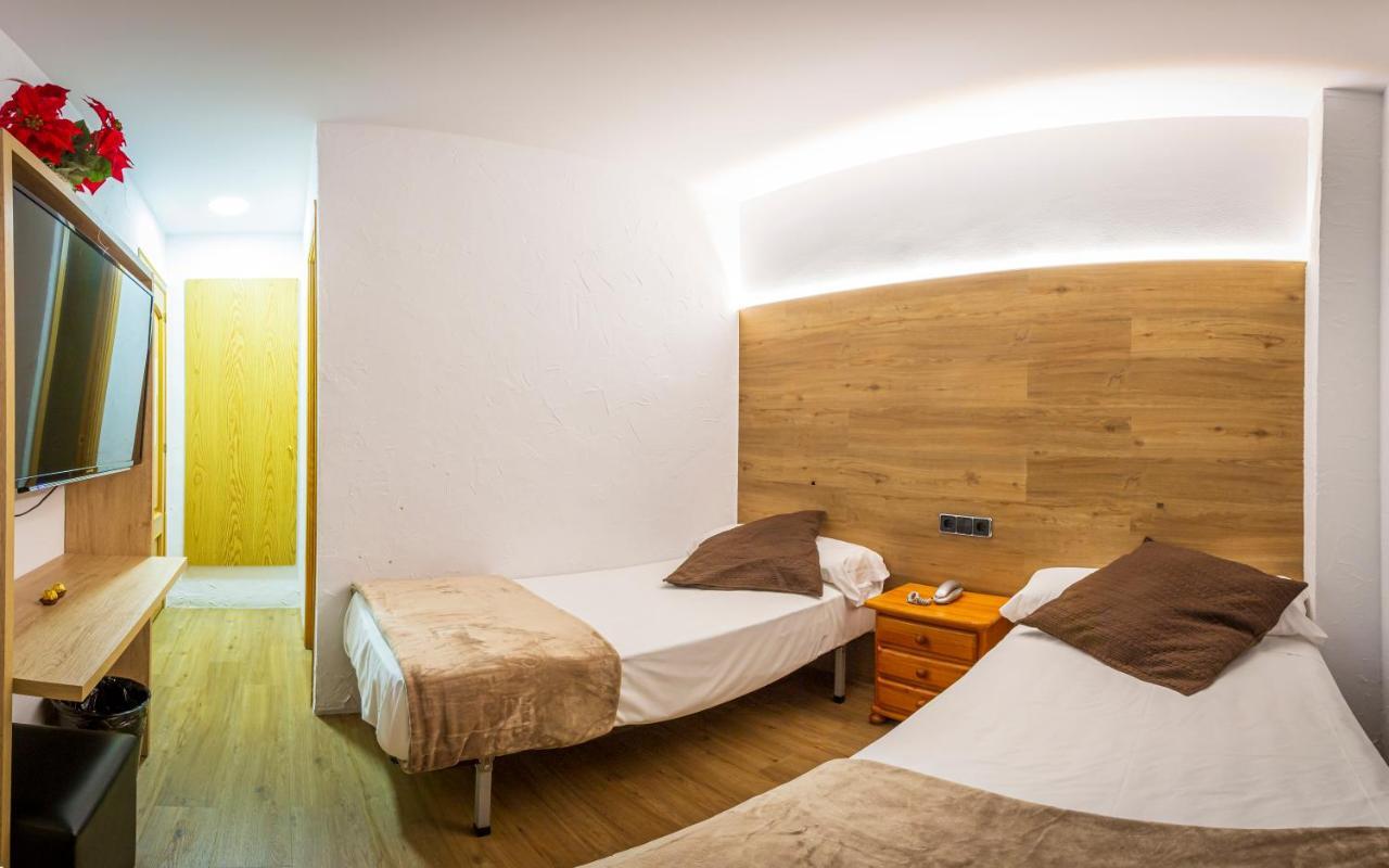 פאס דה לה קאסה Hotel Les Neus מראה חיצוני תמונה