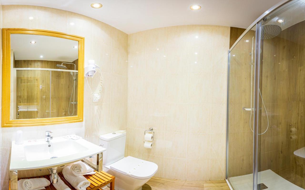 פאס דה לה קאסה Hotel Les Neus מראה חיצוני תמונה